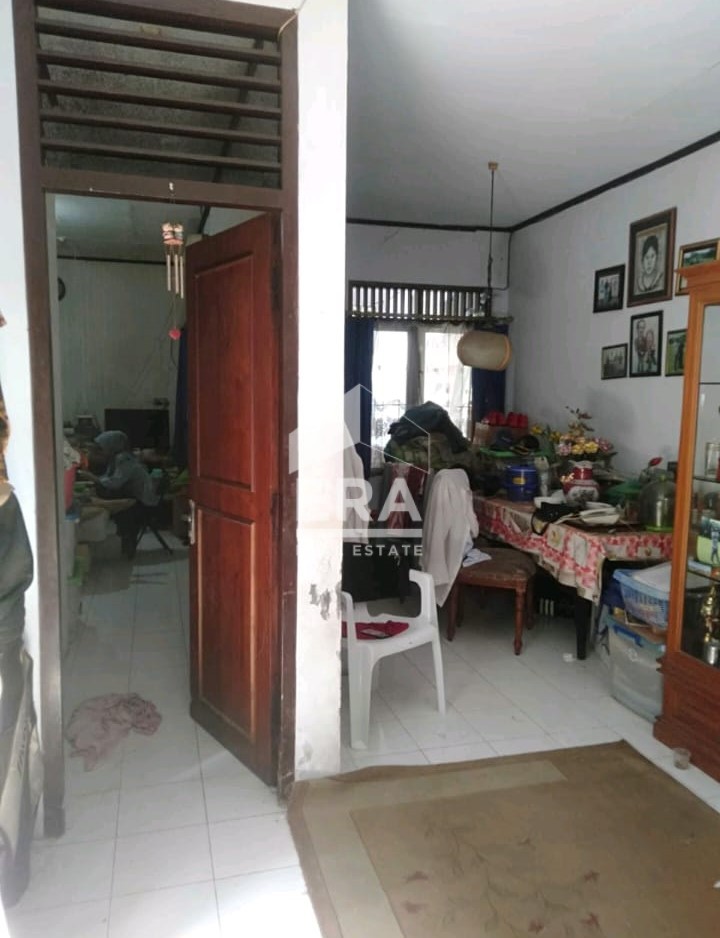 interior 9
