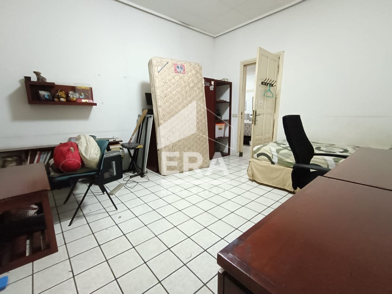 interior 6