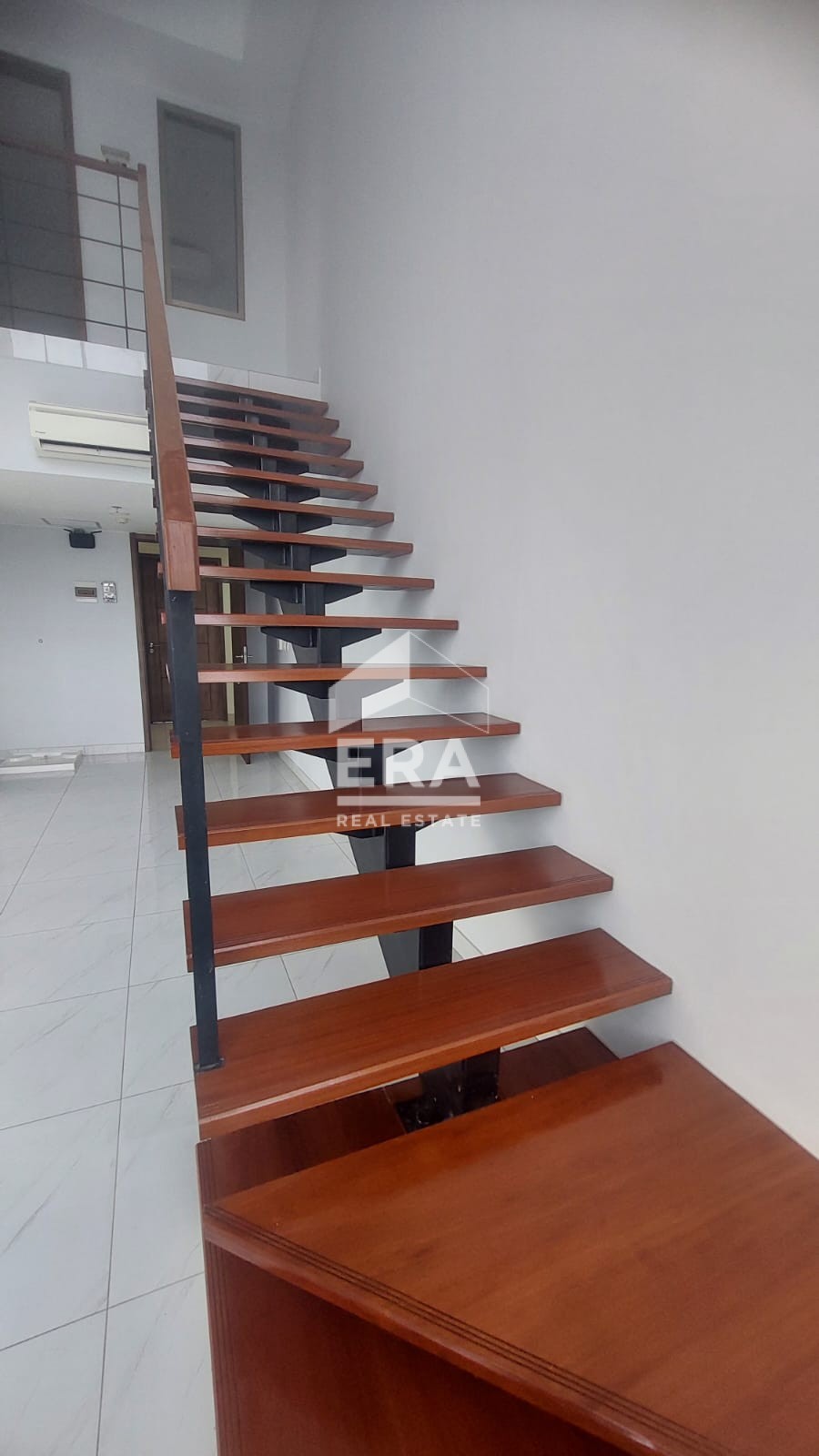 interior 7