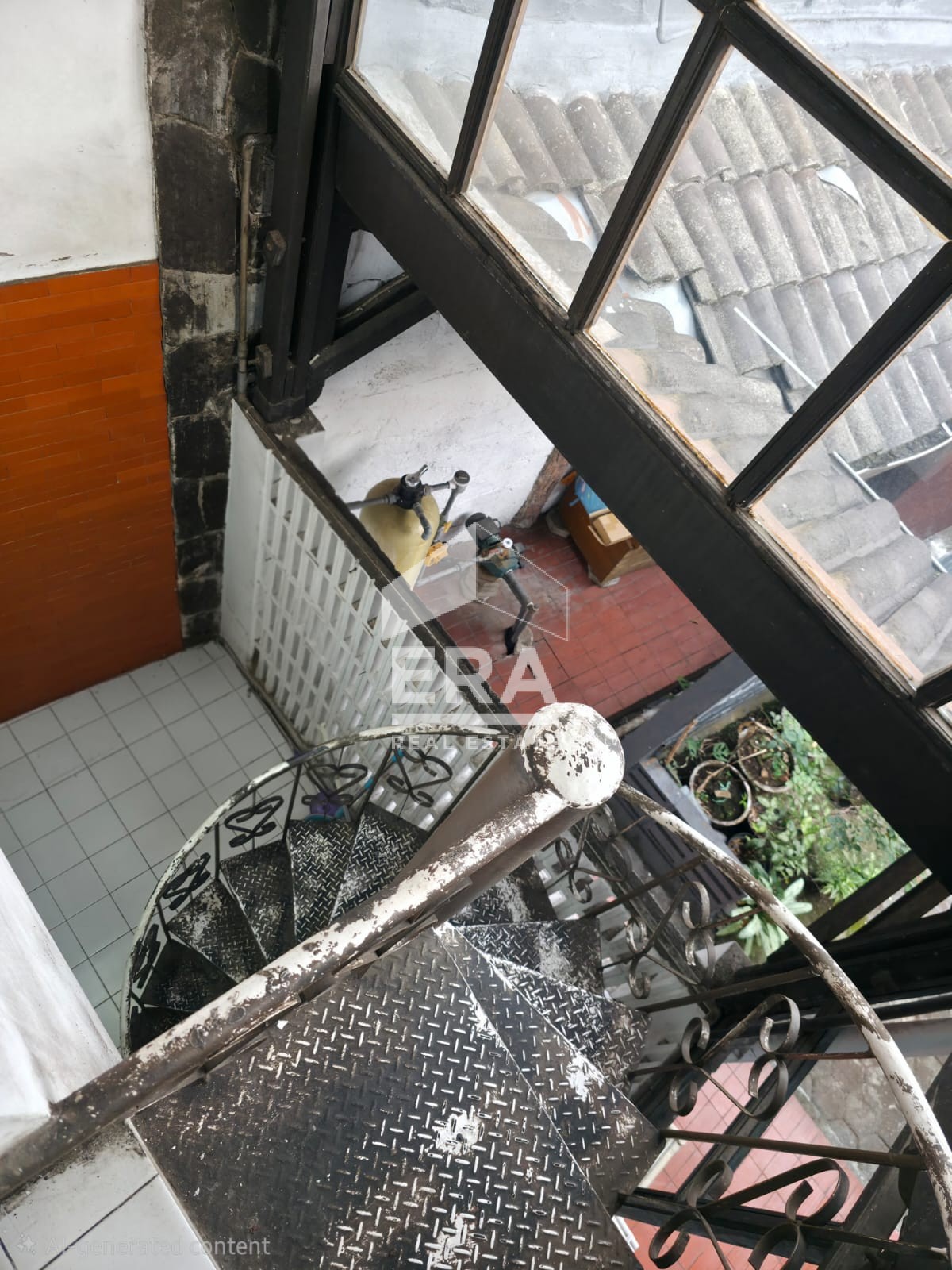 interior 16