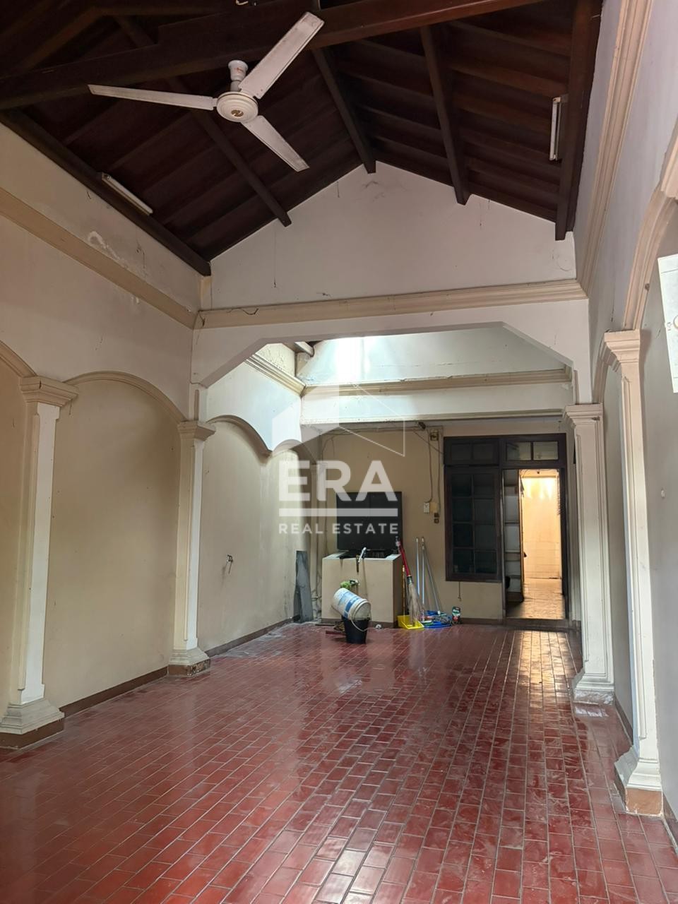interior 14
