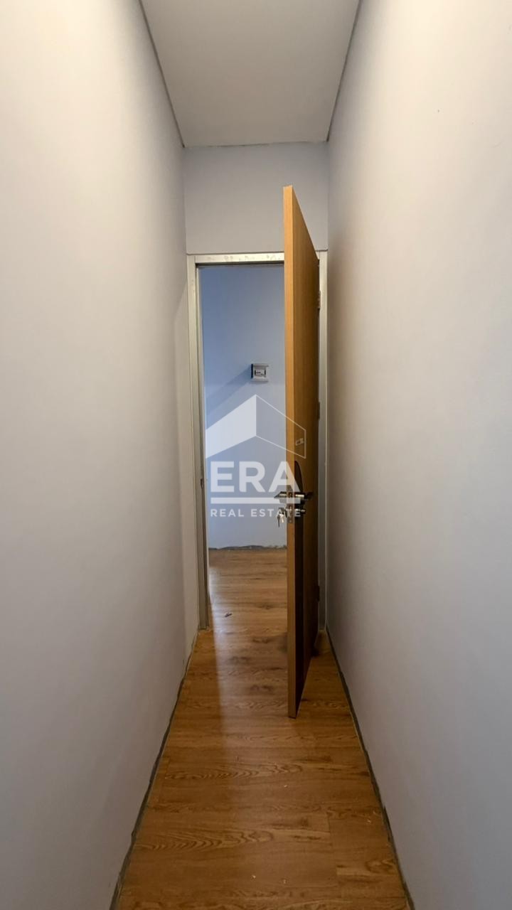 interior 9