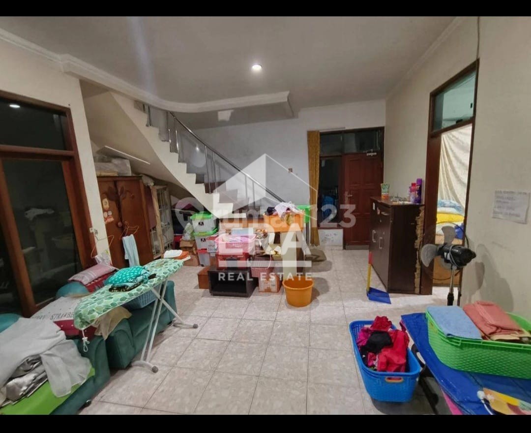 interior 6
