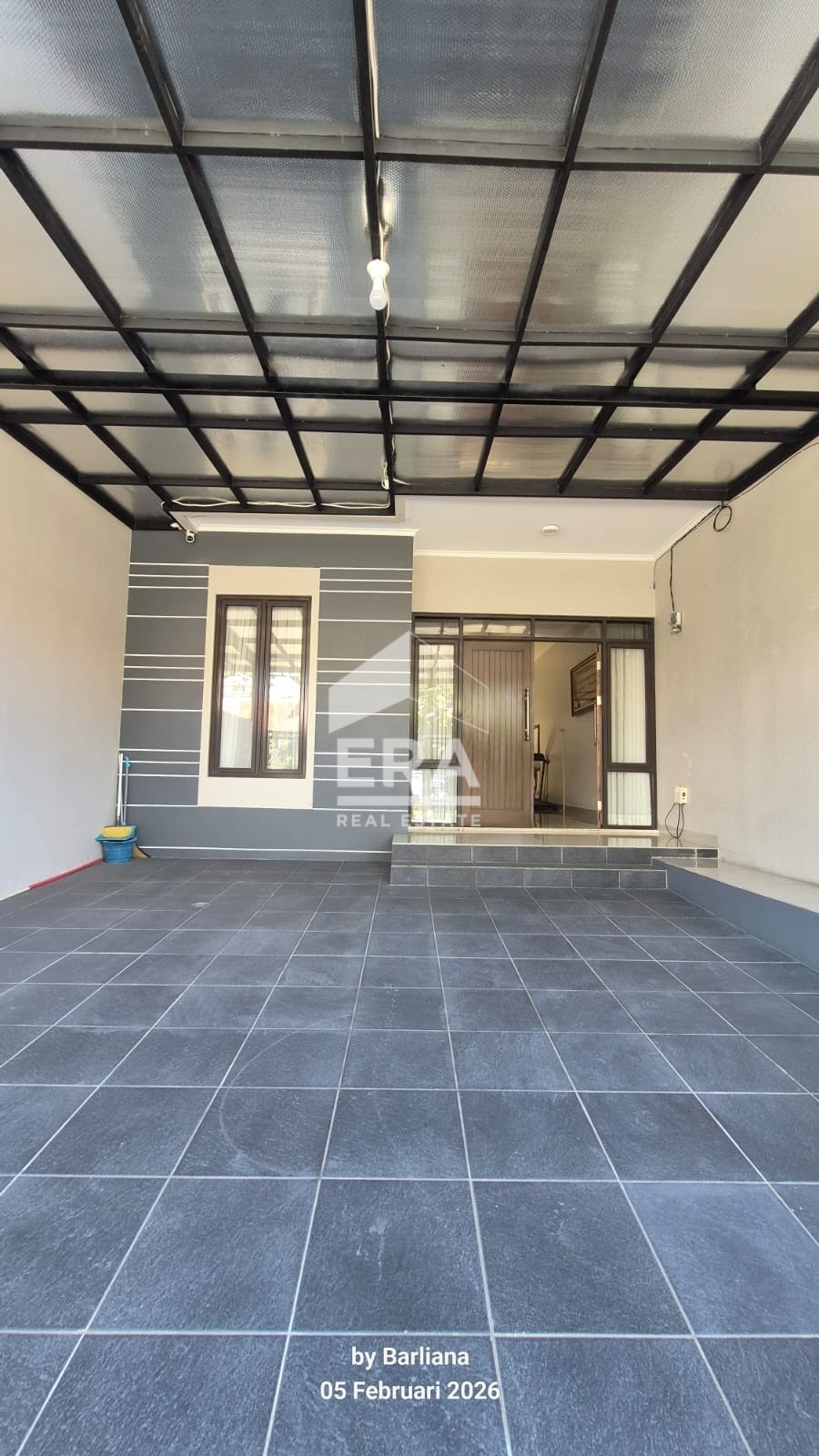 interior 10