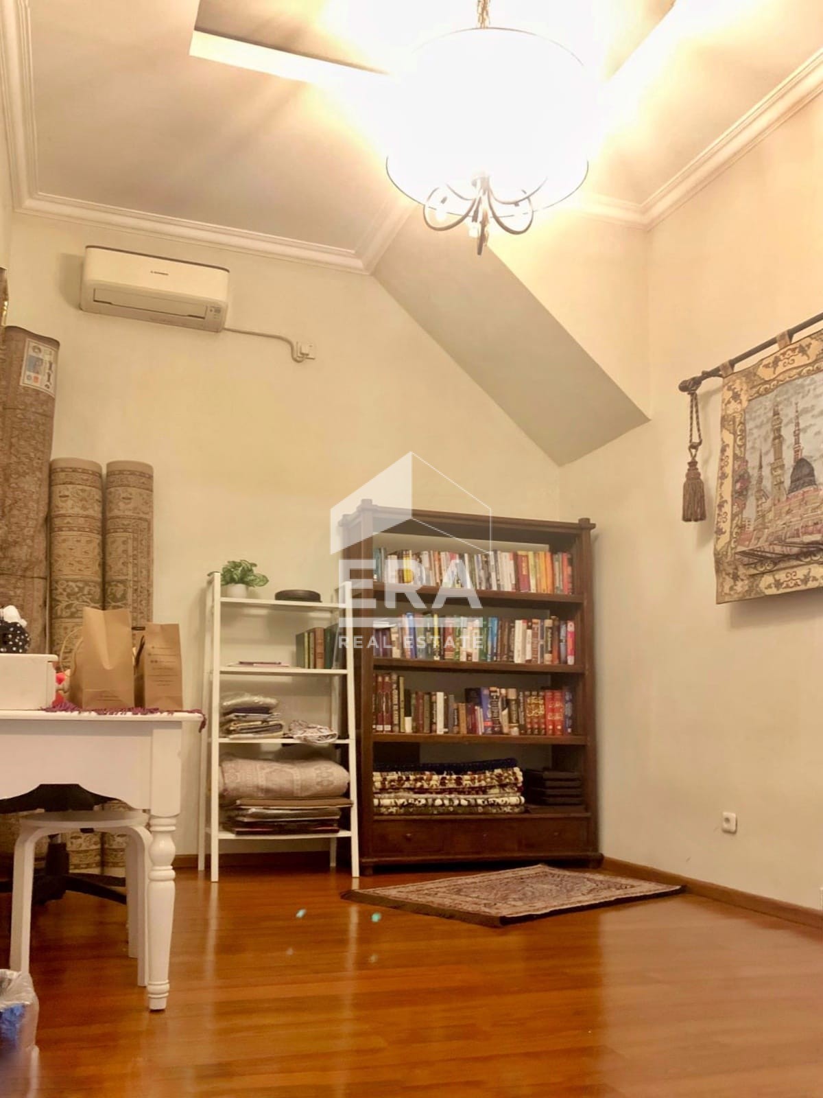 interior 22