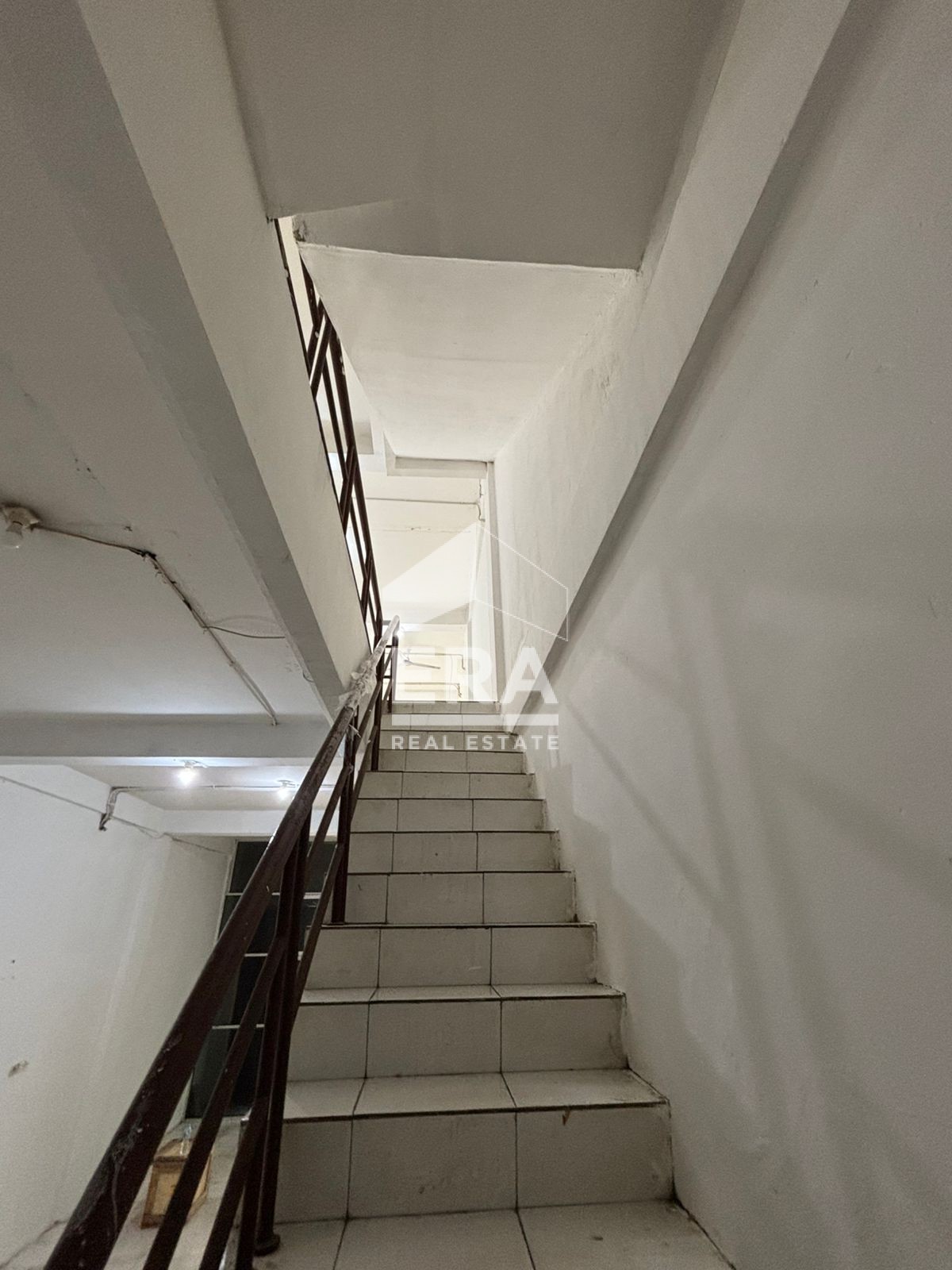 interior 6
