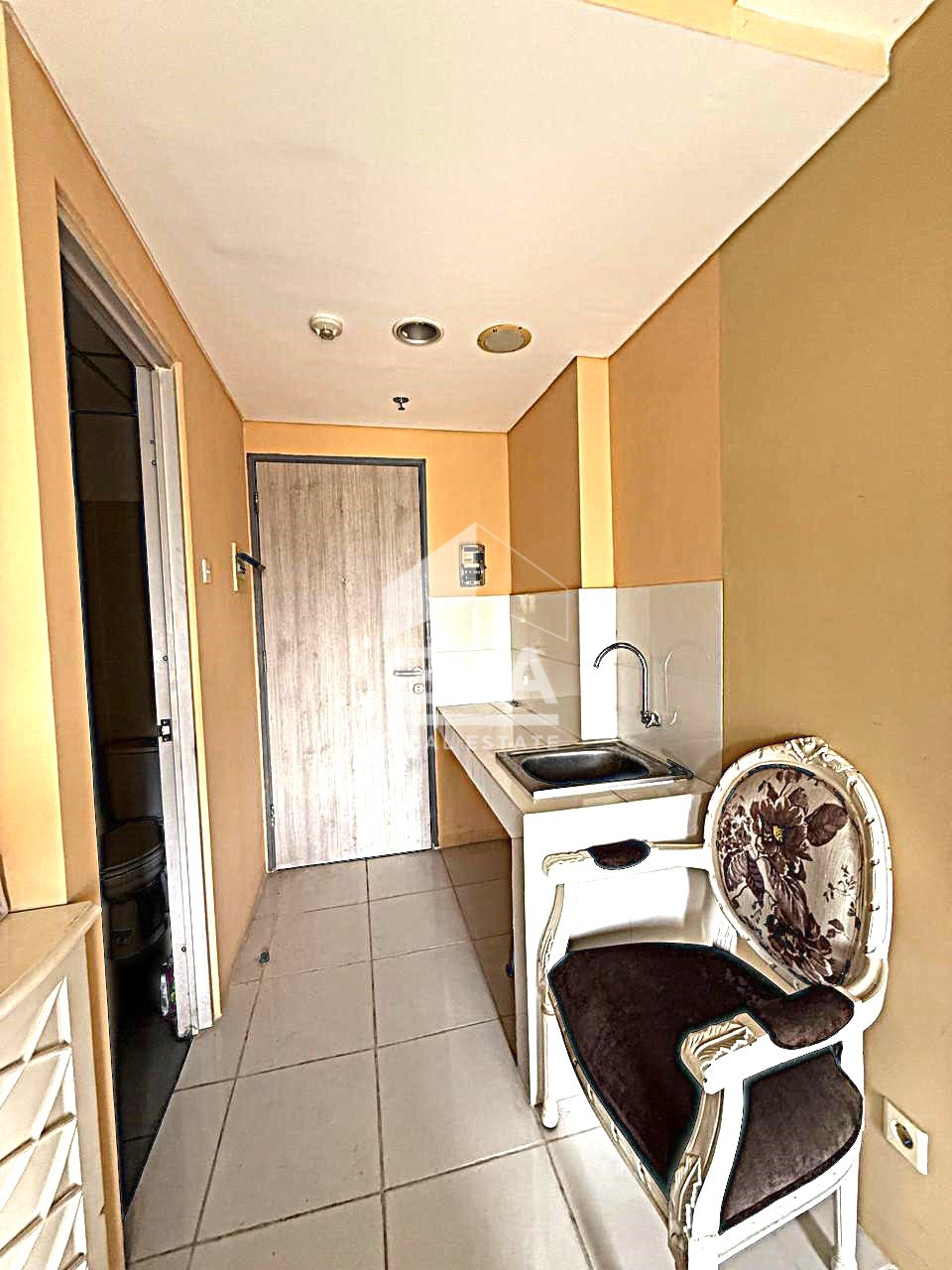 interior 4