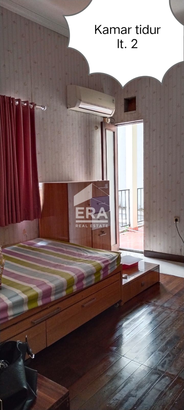 interior 12