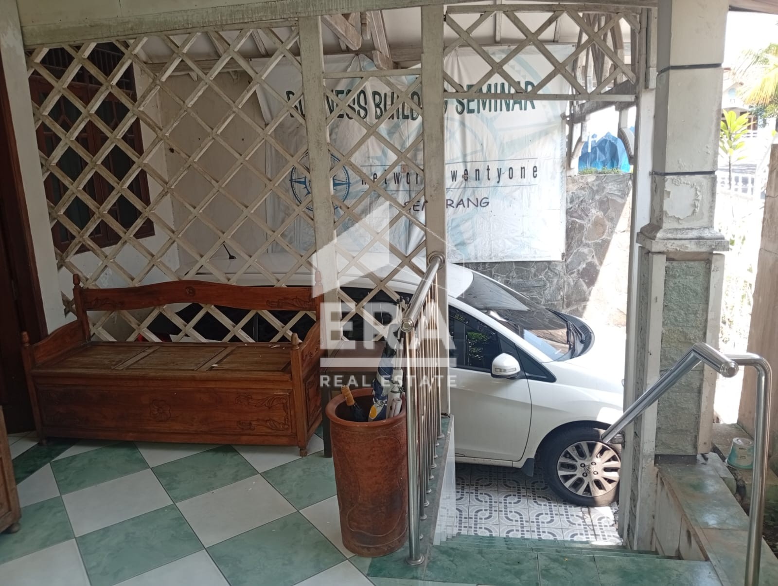 interior 4