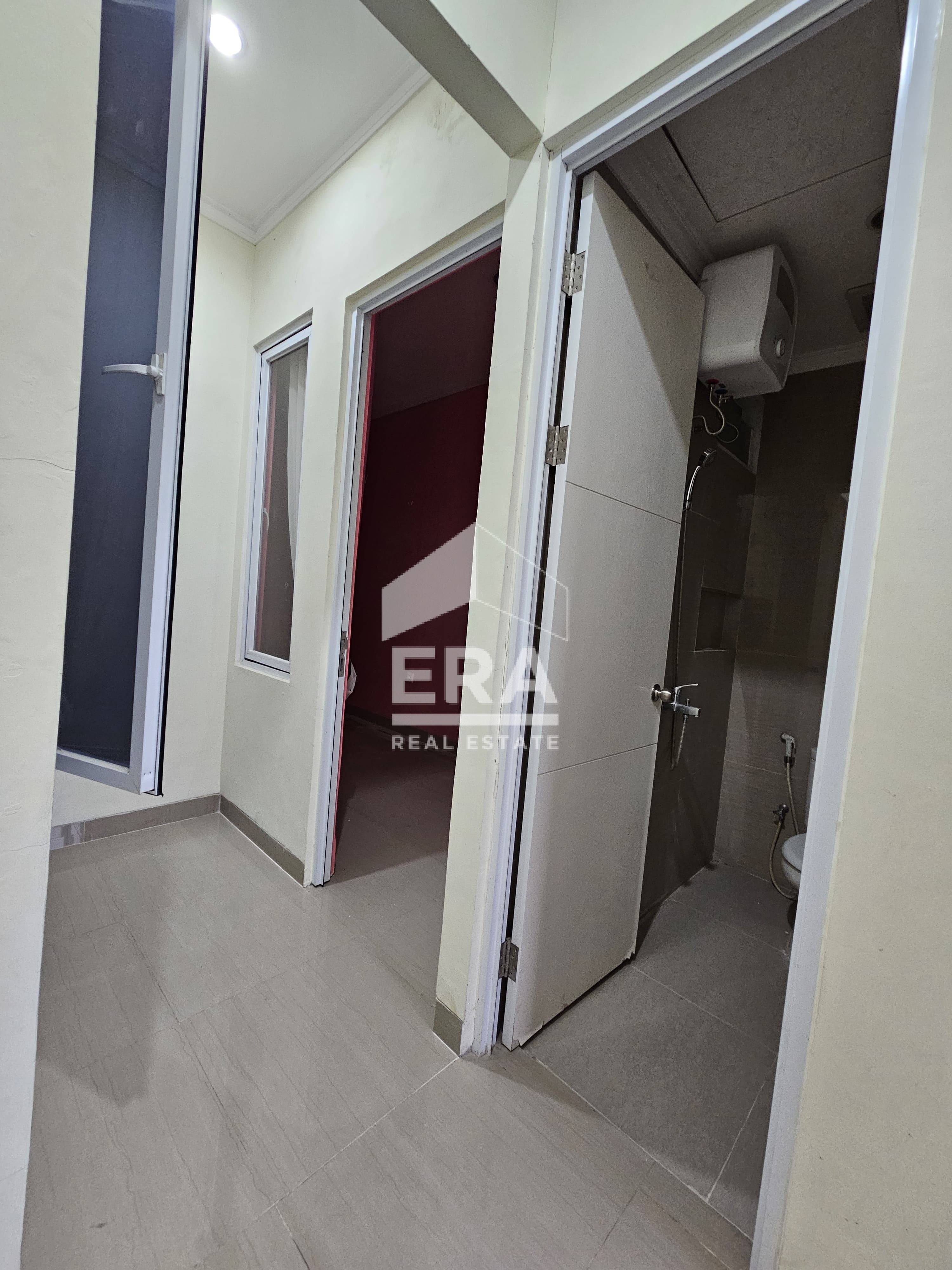 interior 8