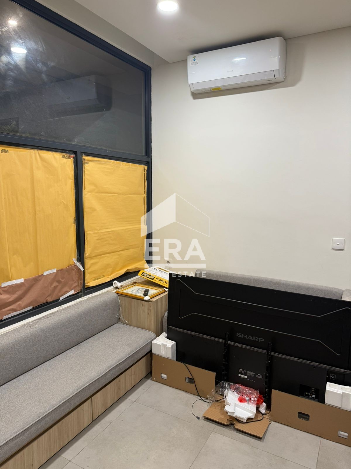 interior 10