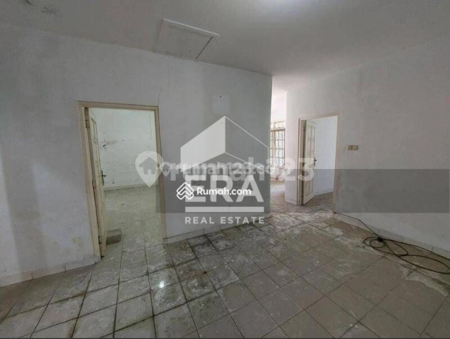 interior 6