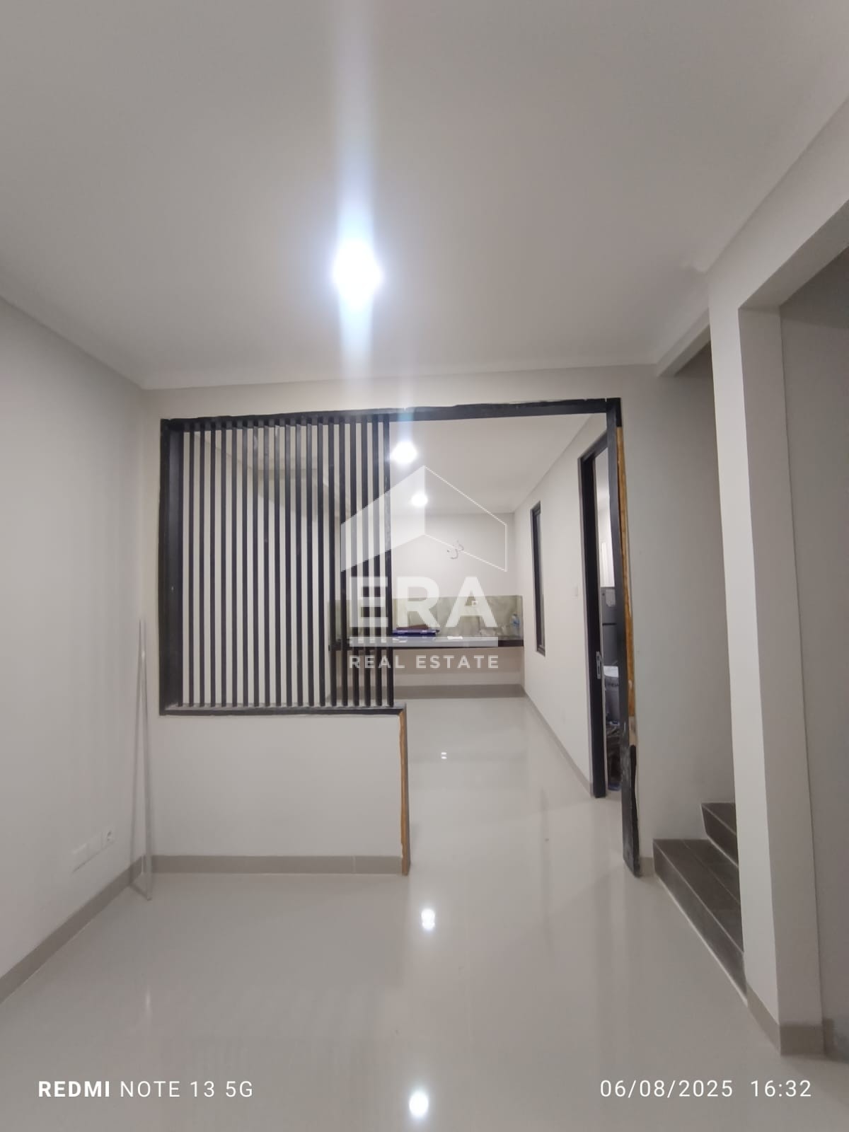 interior 4