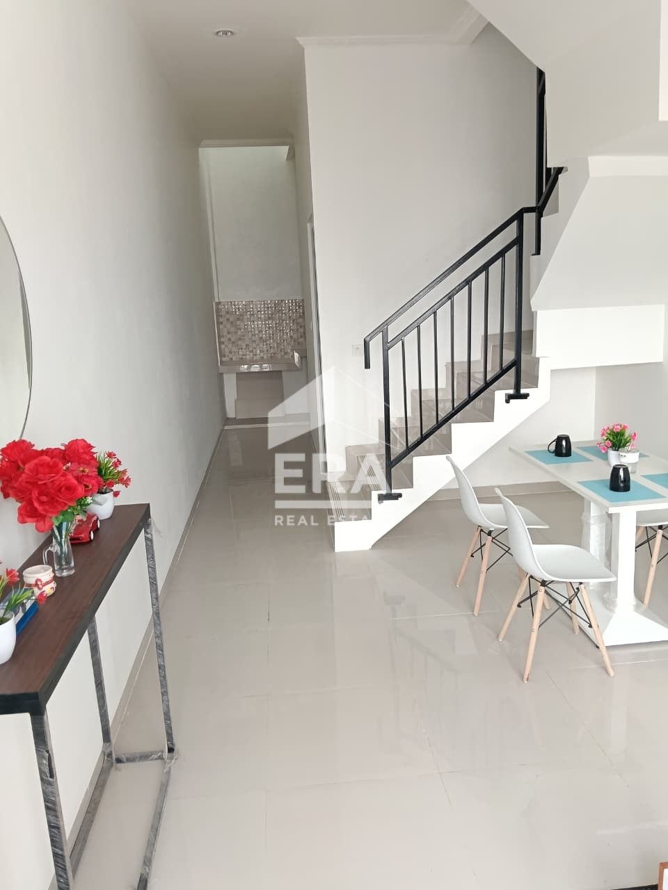interior 10