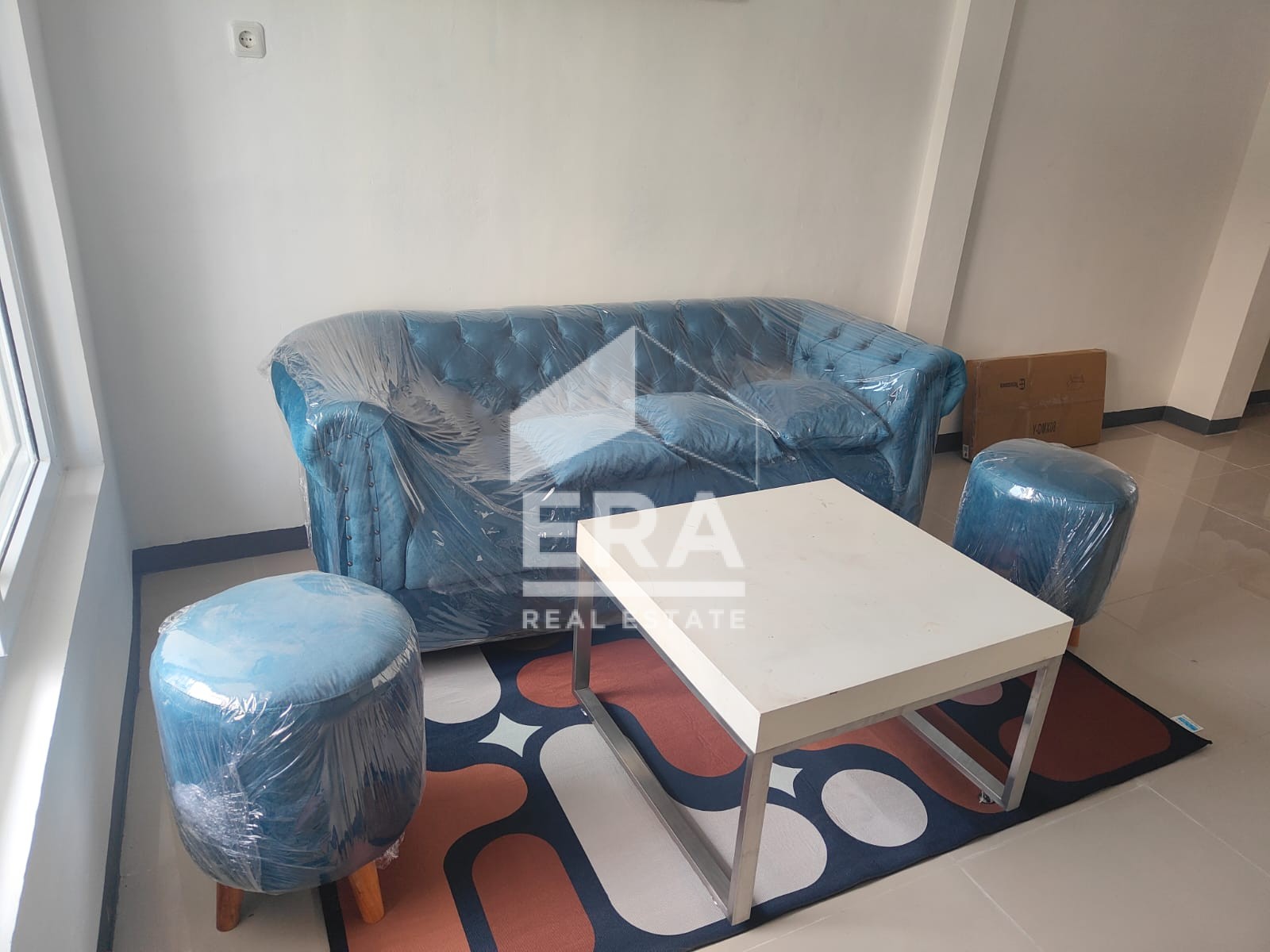 interior 12