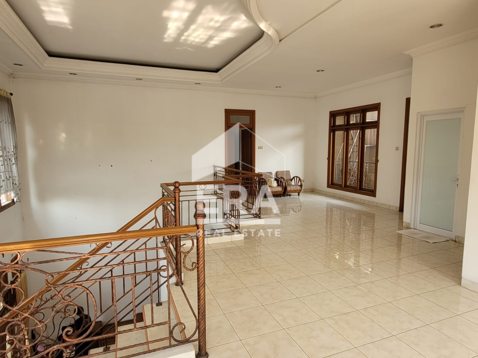 interior 7