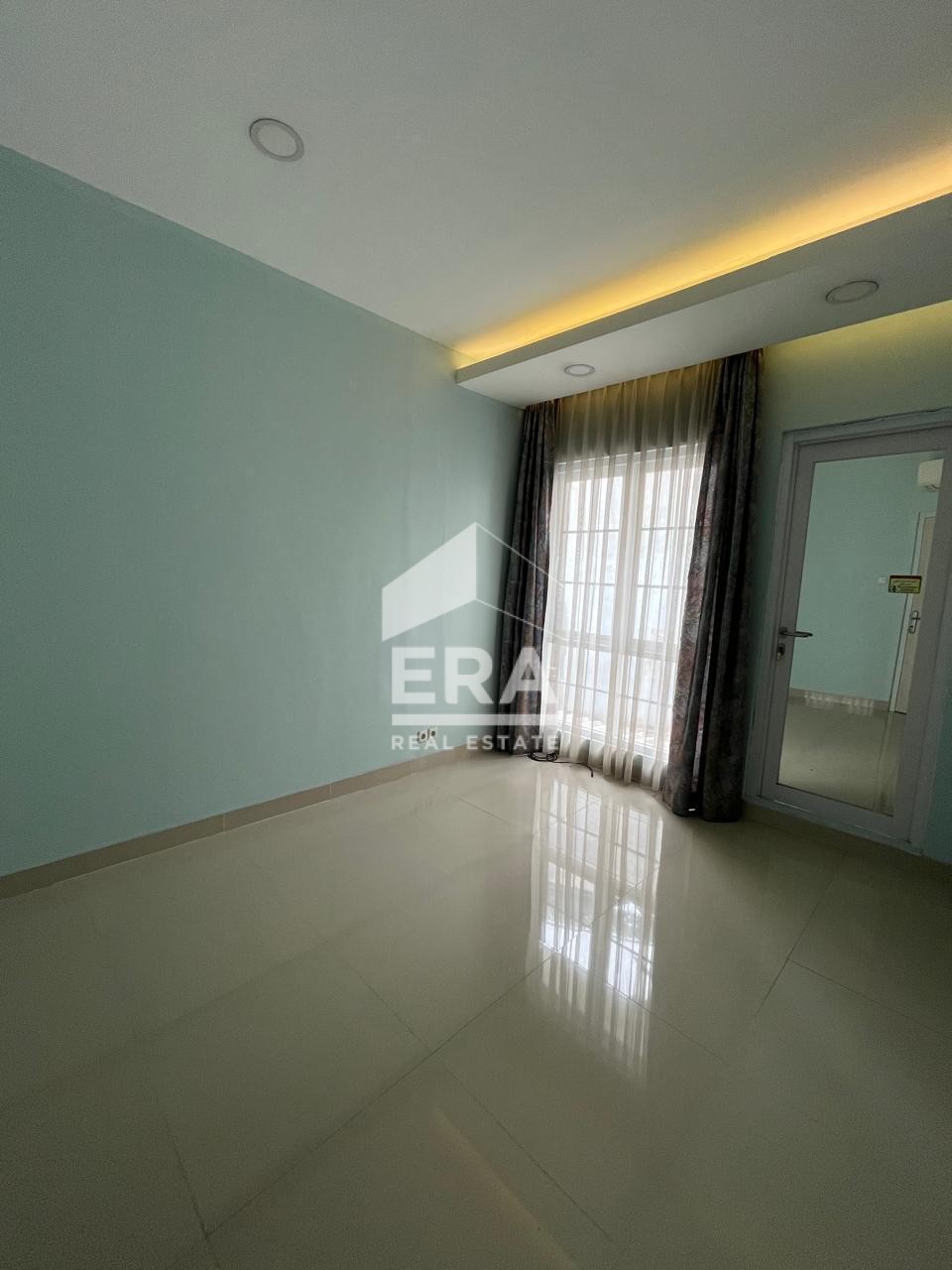 interior 5