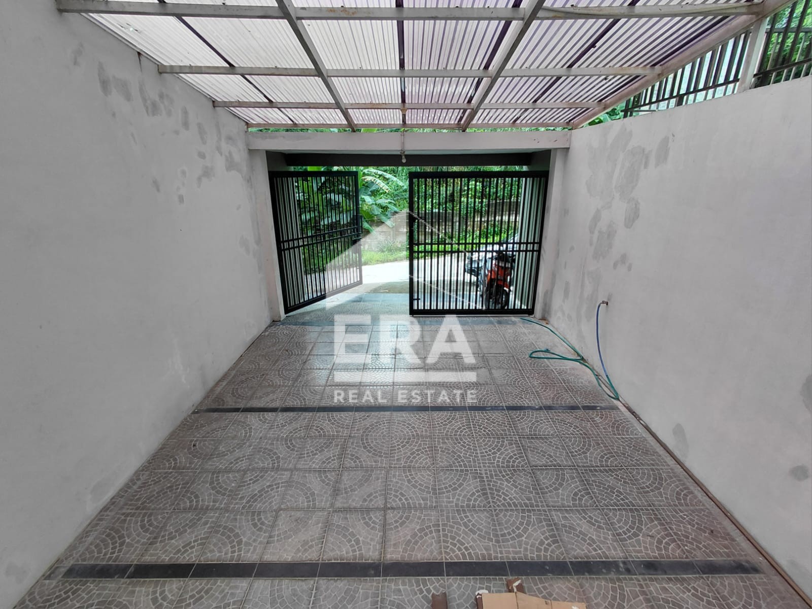 interior 4