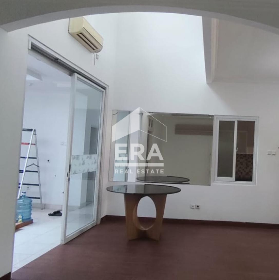 interior 9
