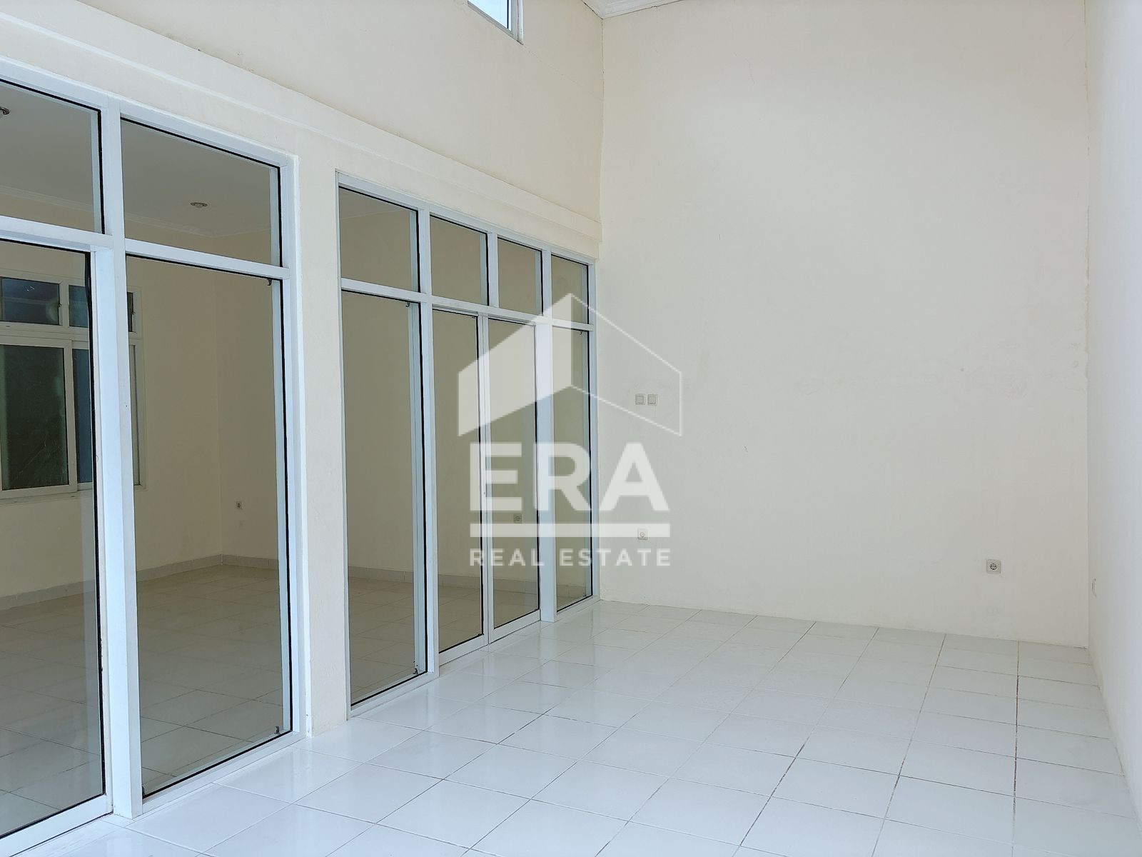 interior 7