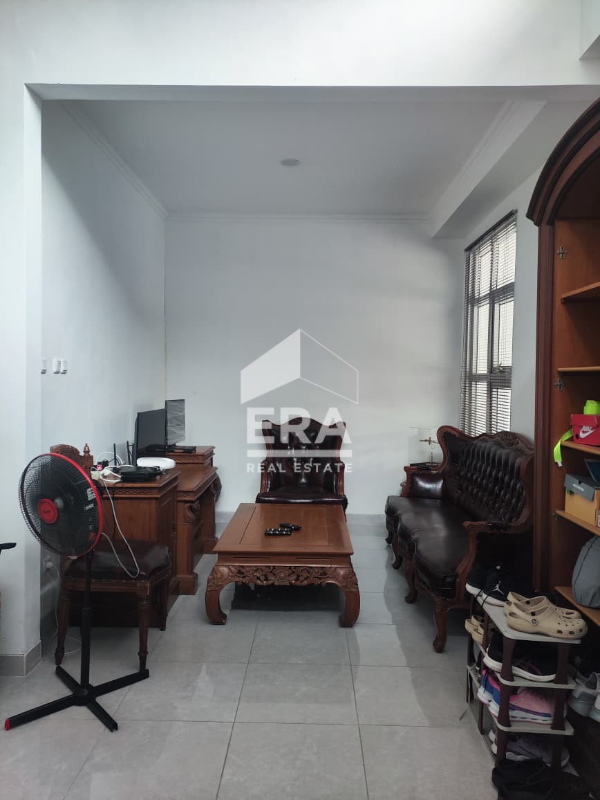 interior 2