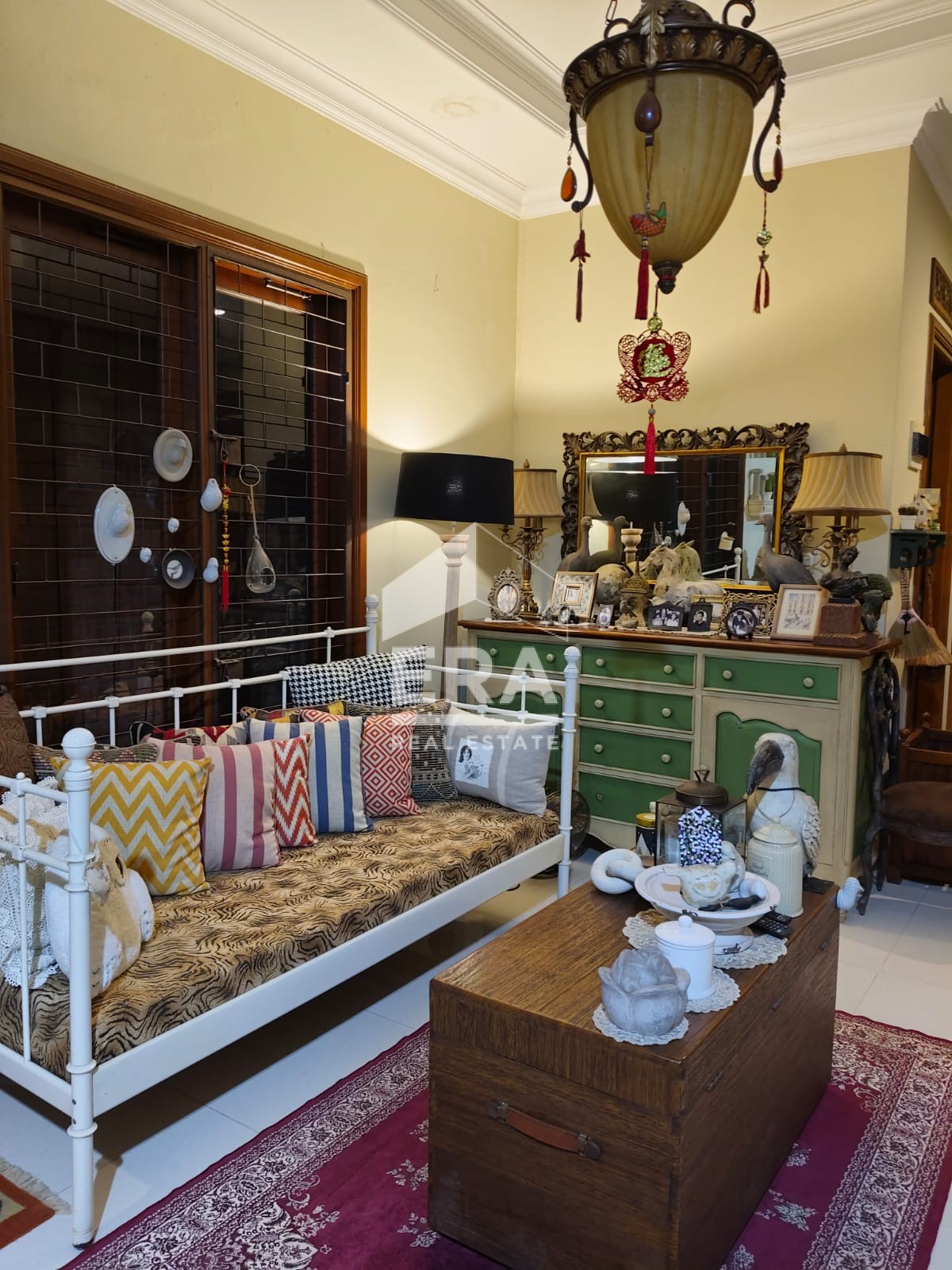 interior 6