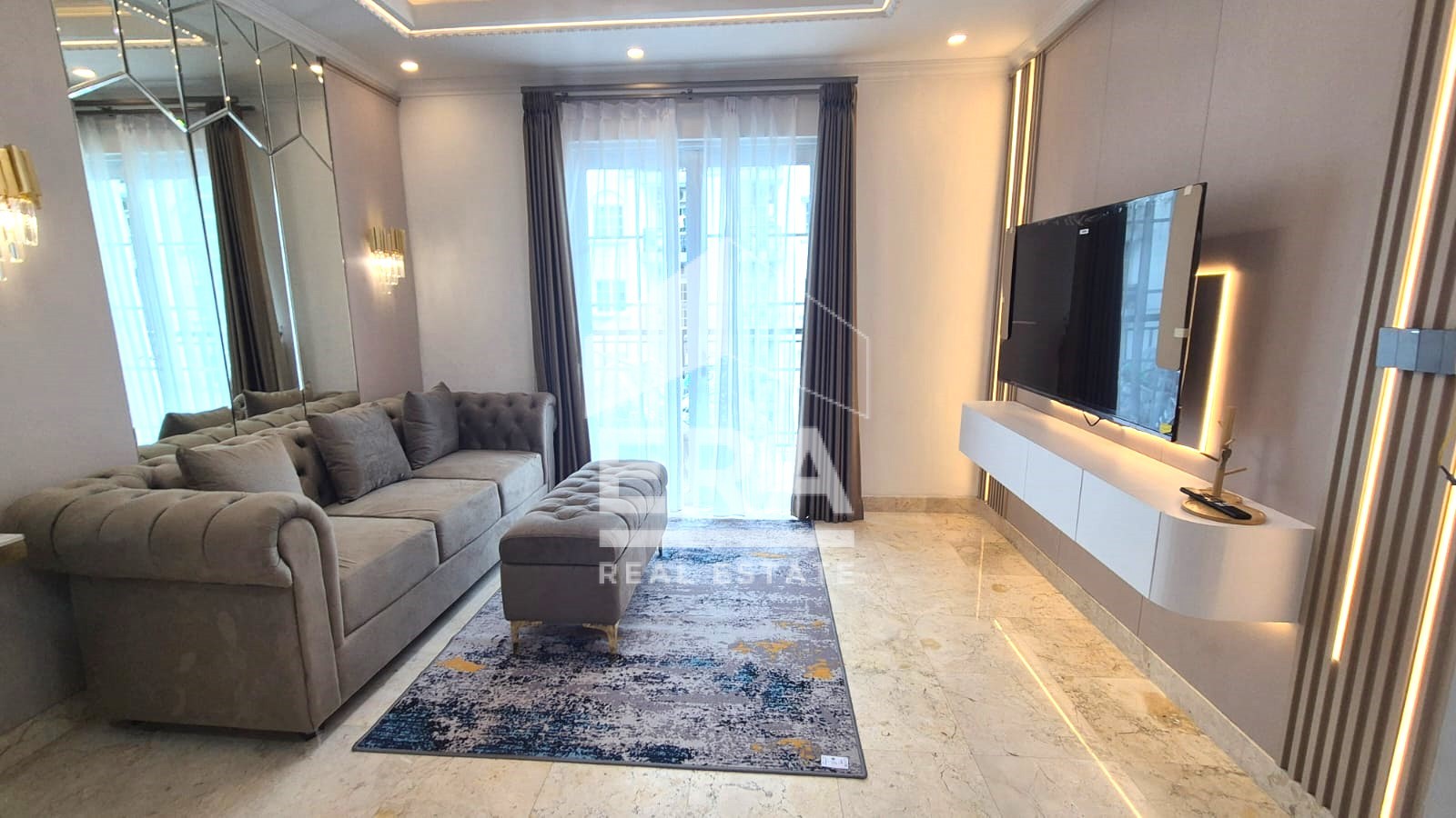 interior 4