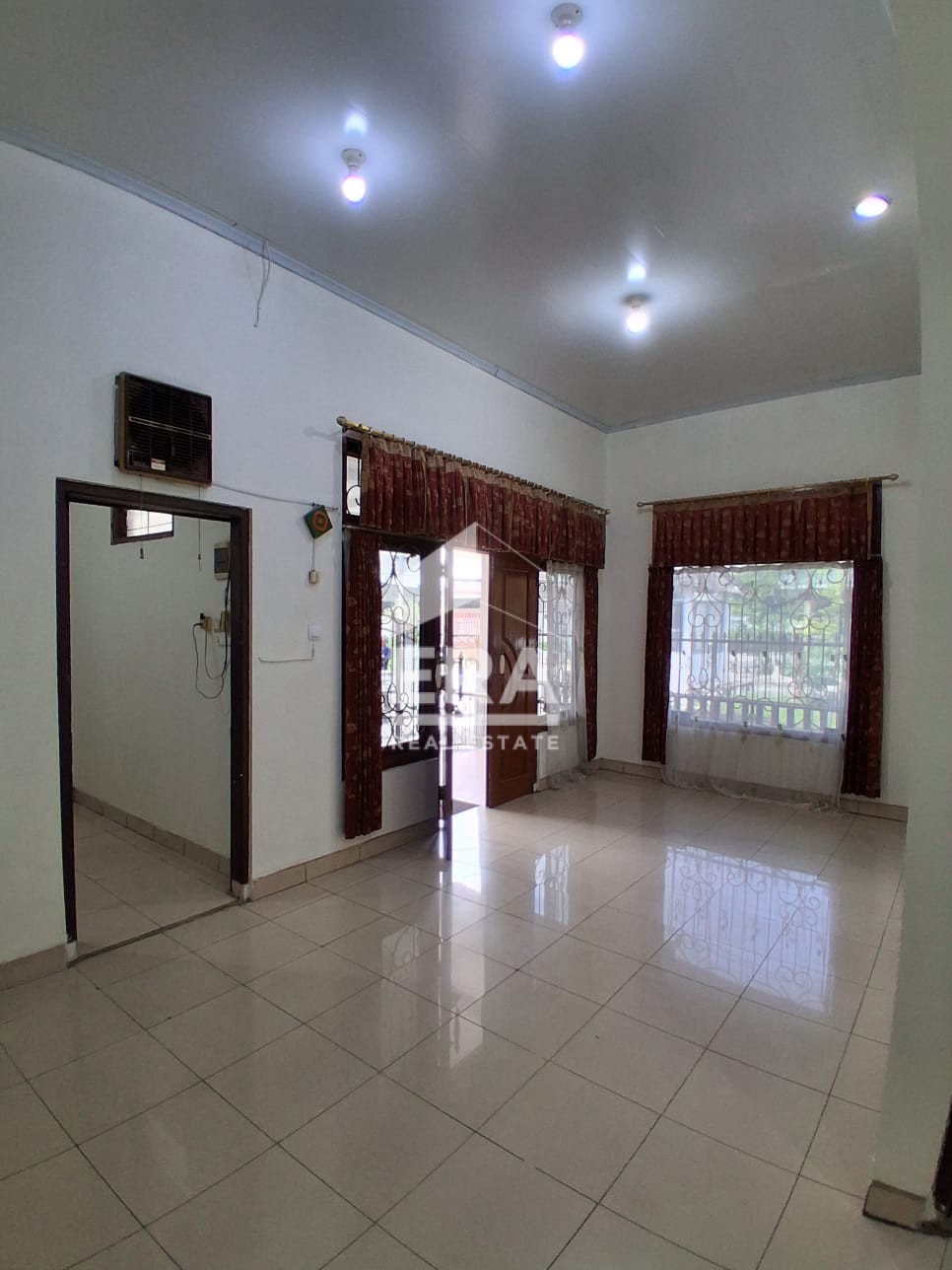 interior 3
