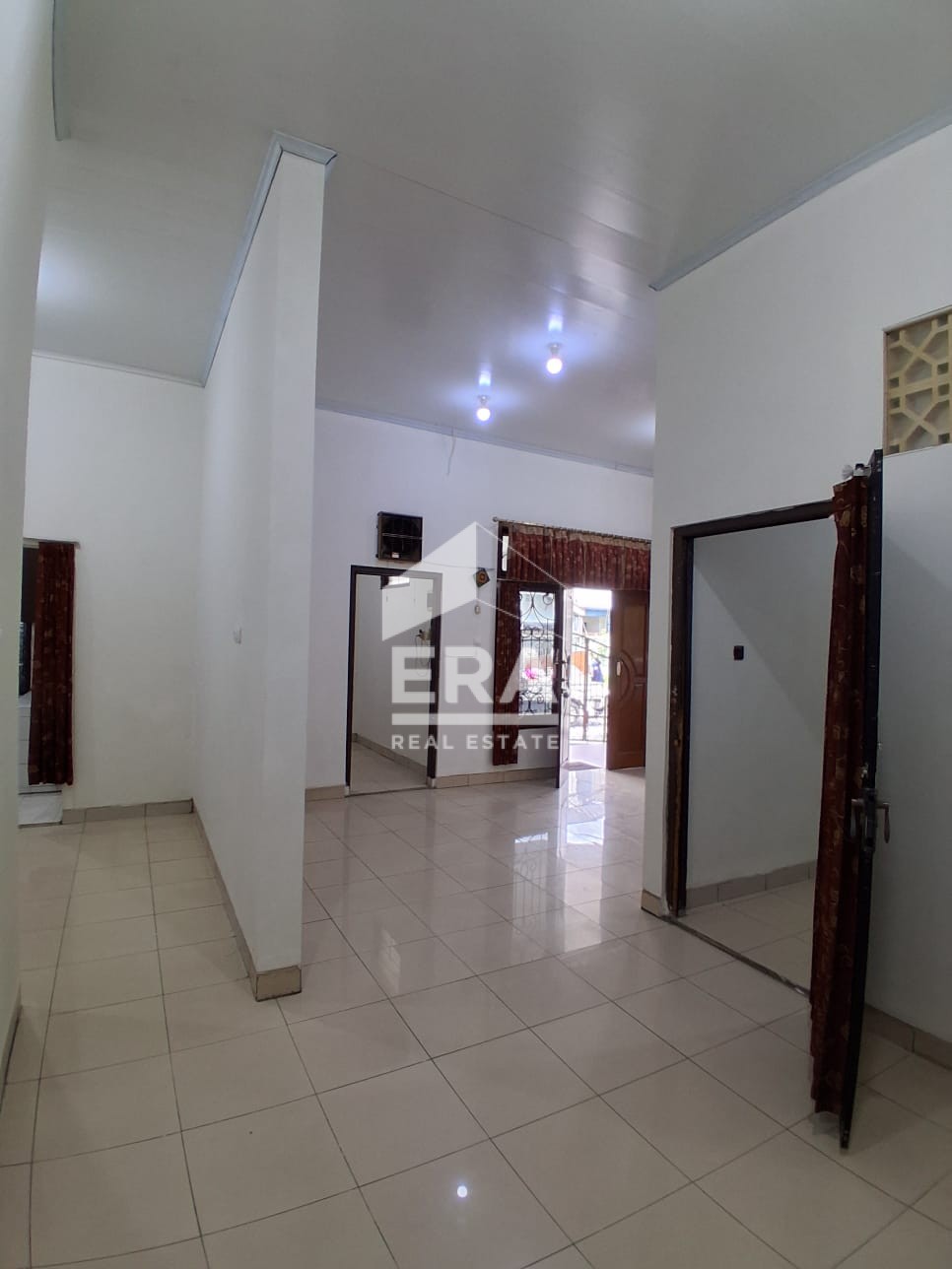 interior 6
