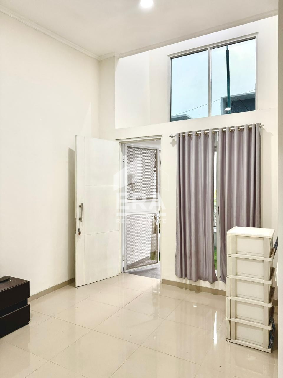 interior 7