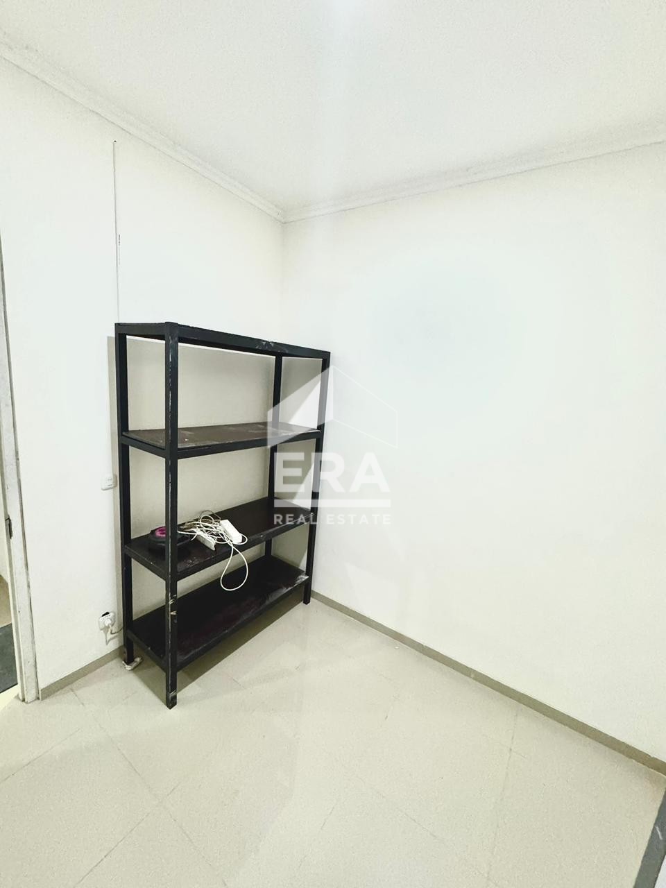 interior 8