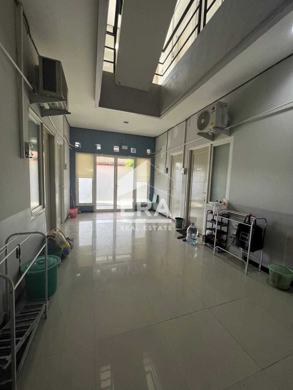 interior 4