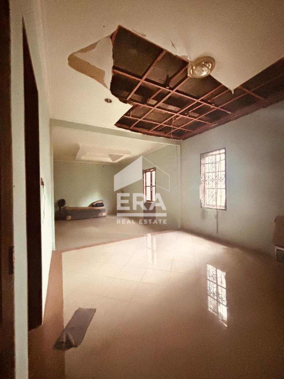 interior 3