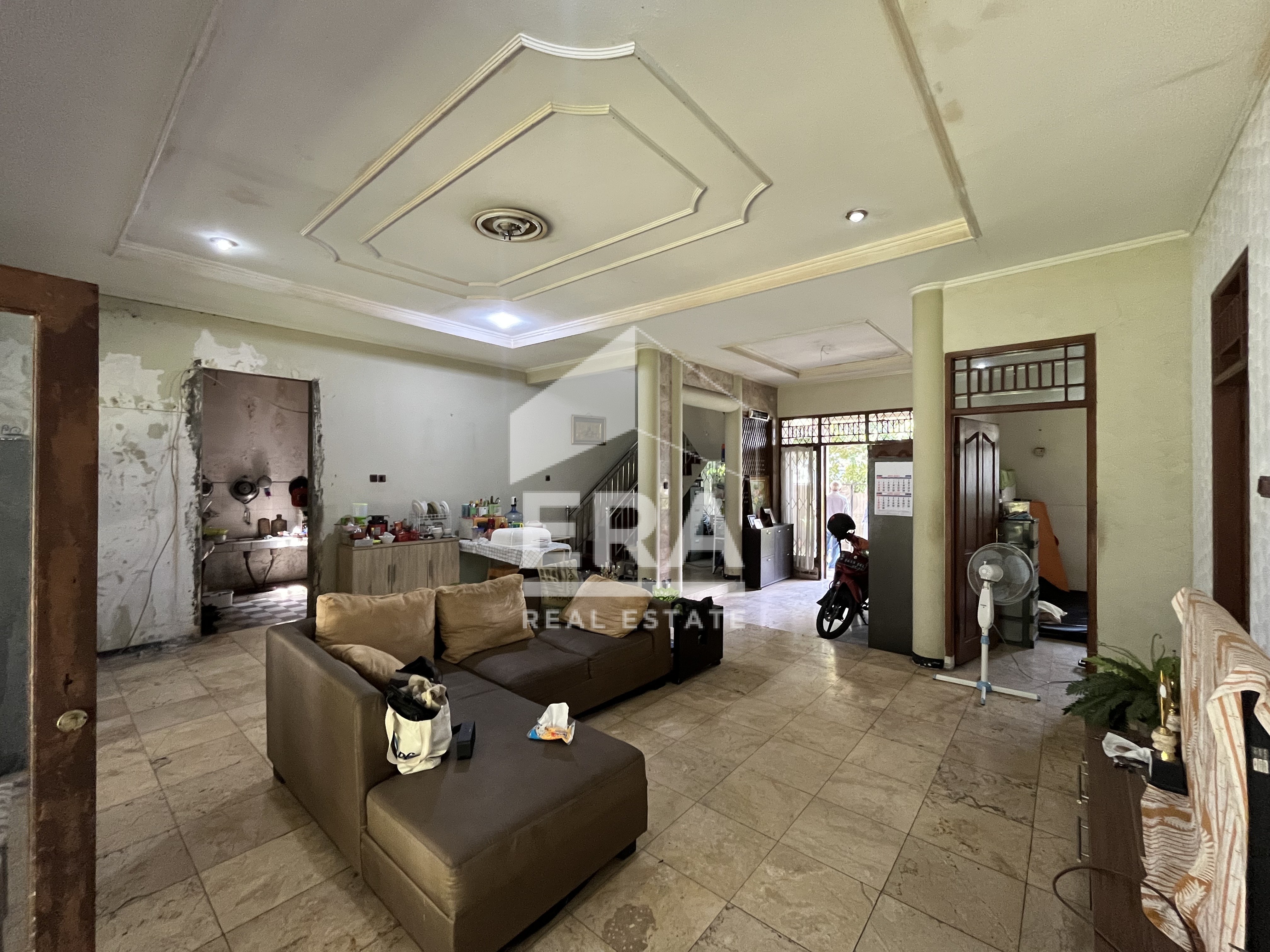 interior 7