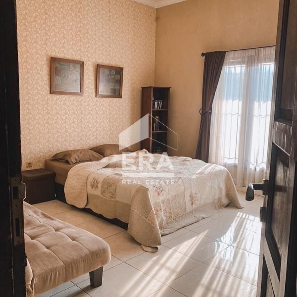 interior 8