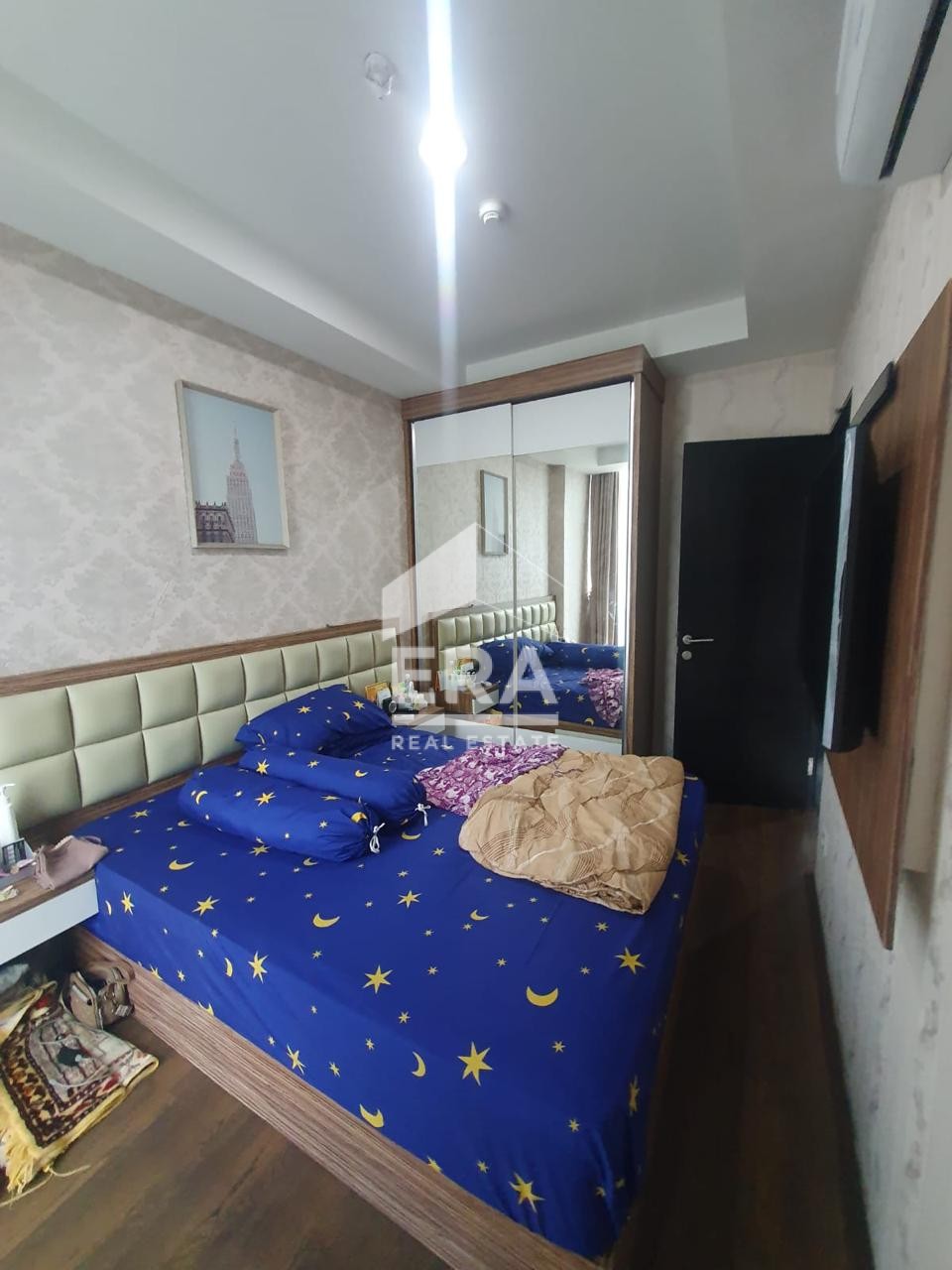 interior 13