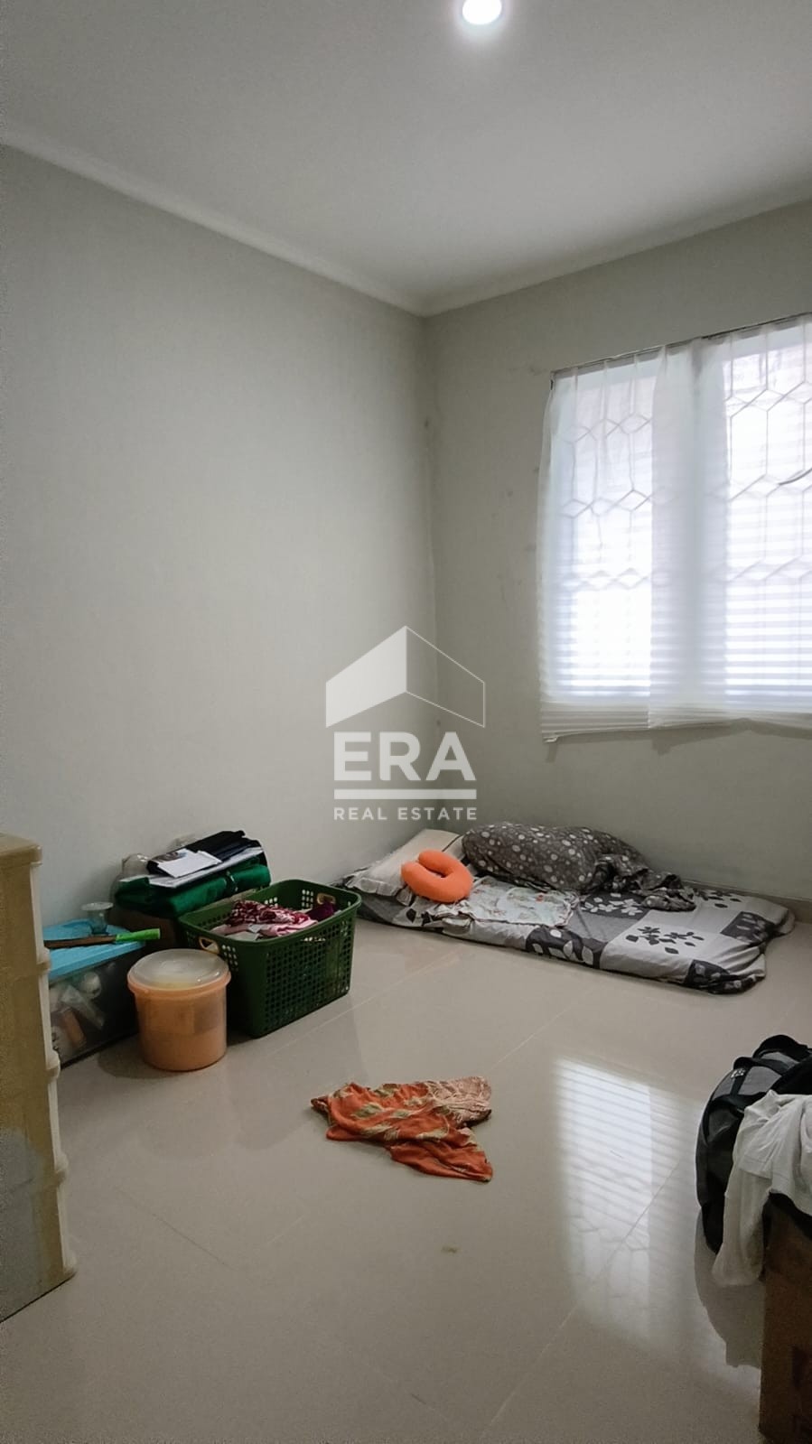 interior 6