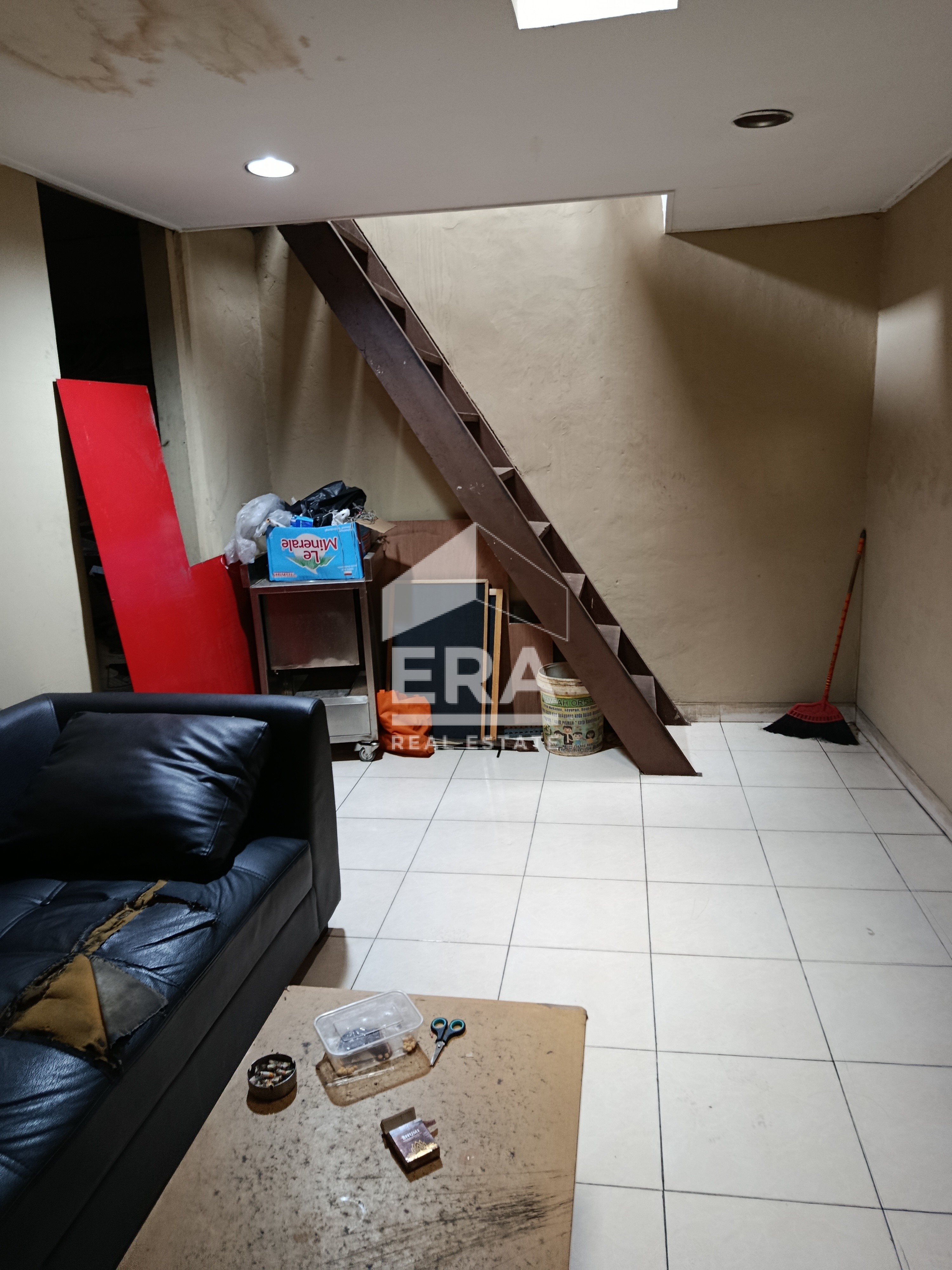 interior 4