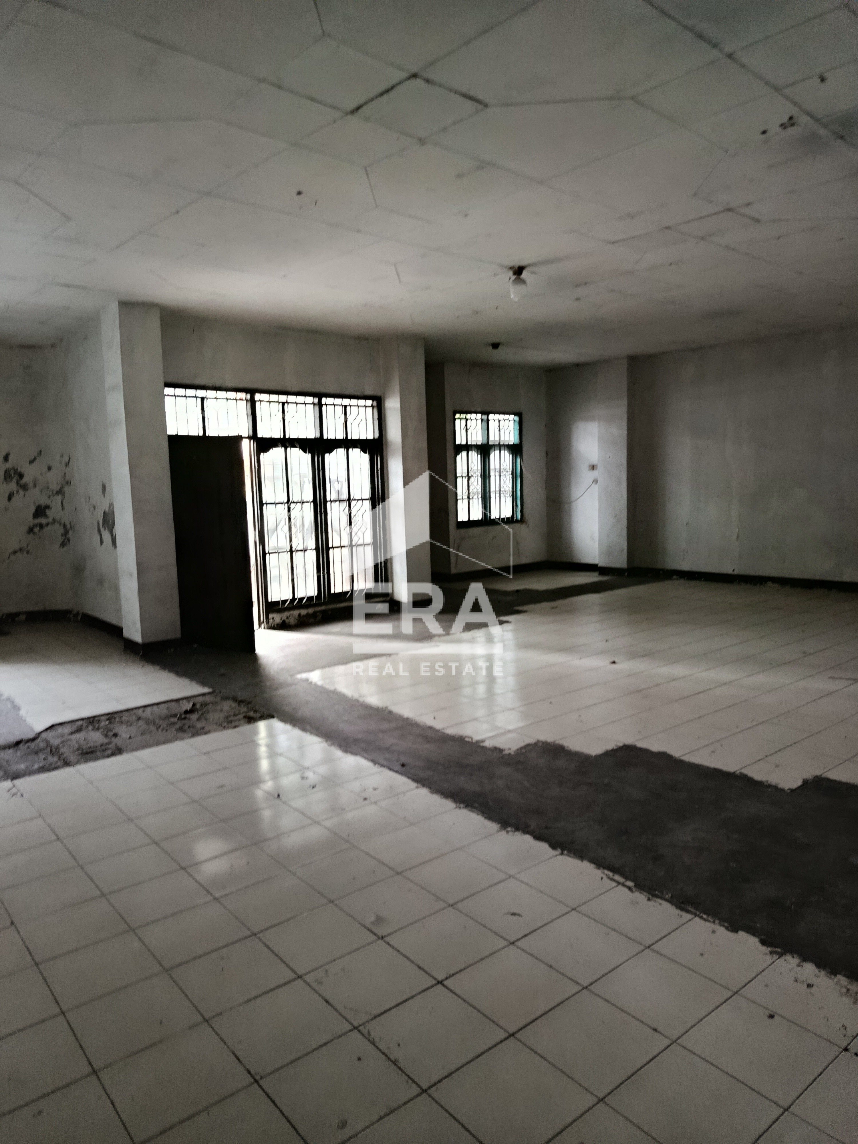 interior 10