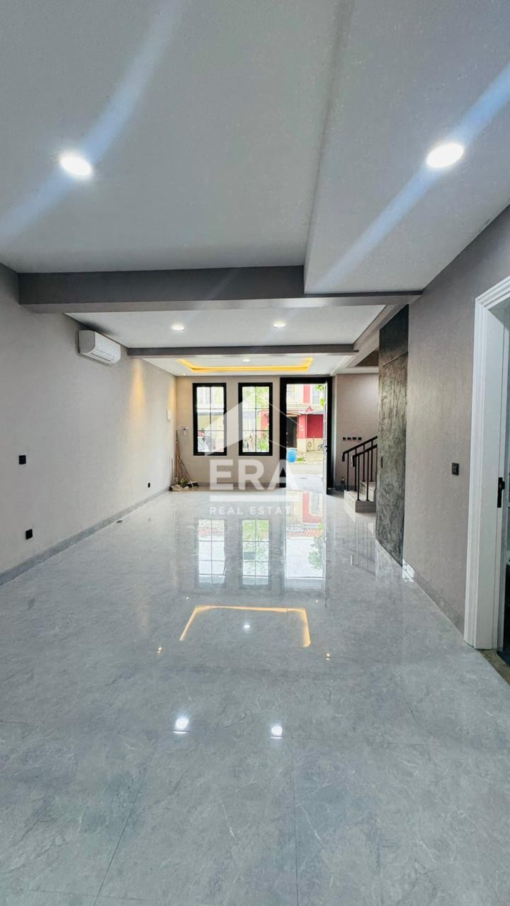 interior 7