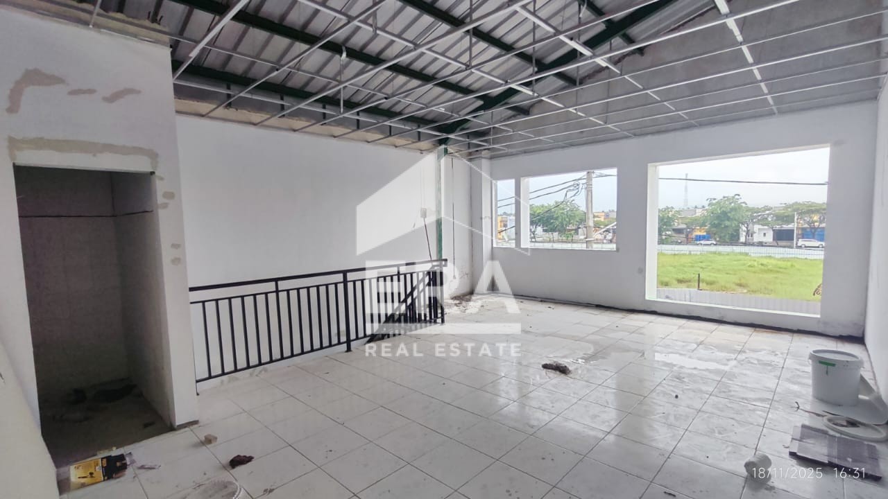 interior 6