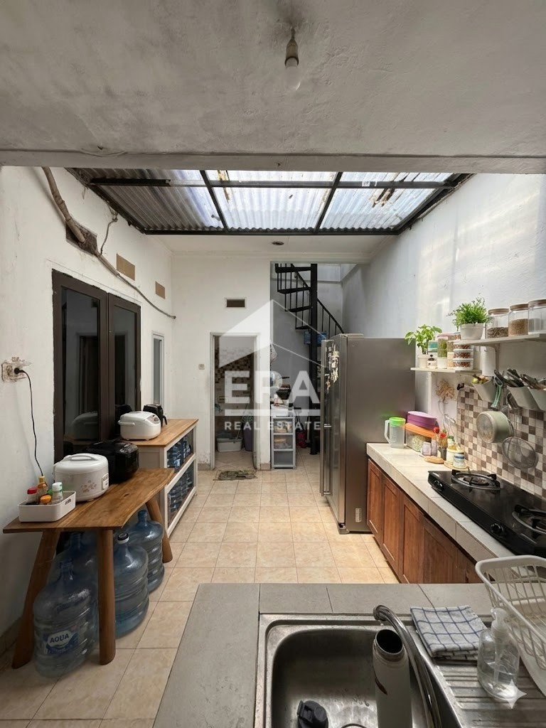 interior 7