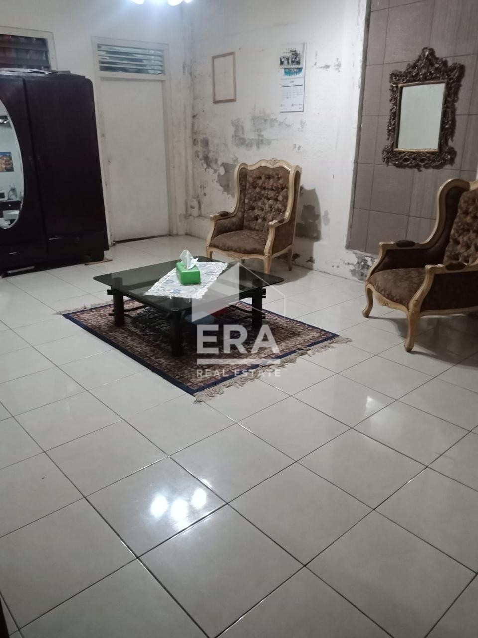 interior 6