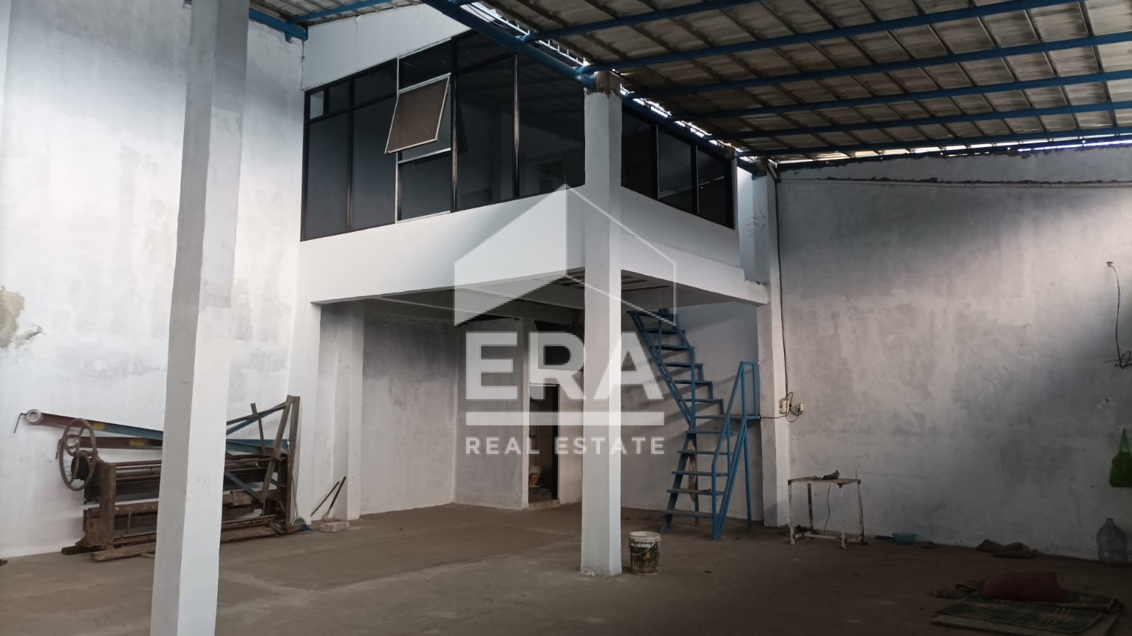 interior 4