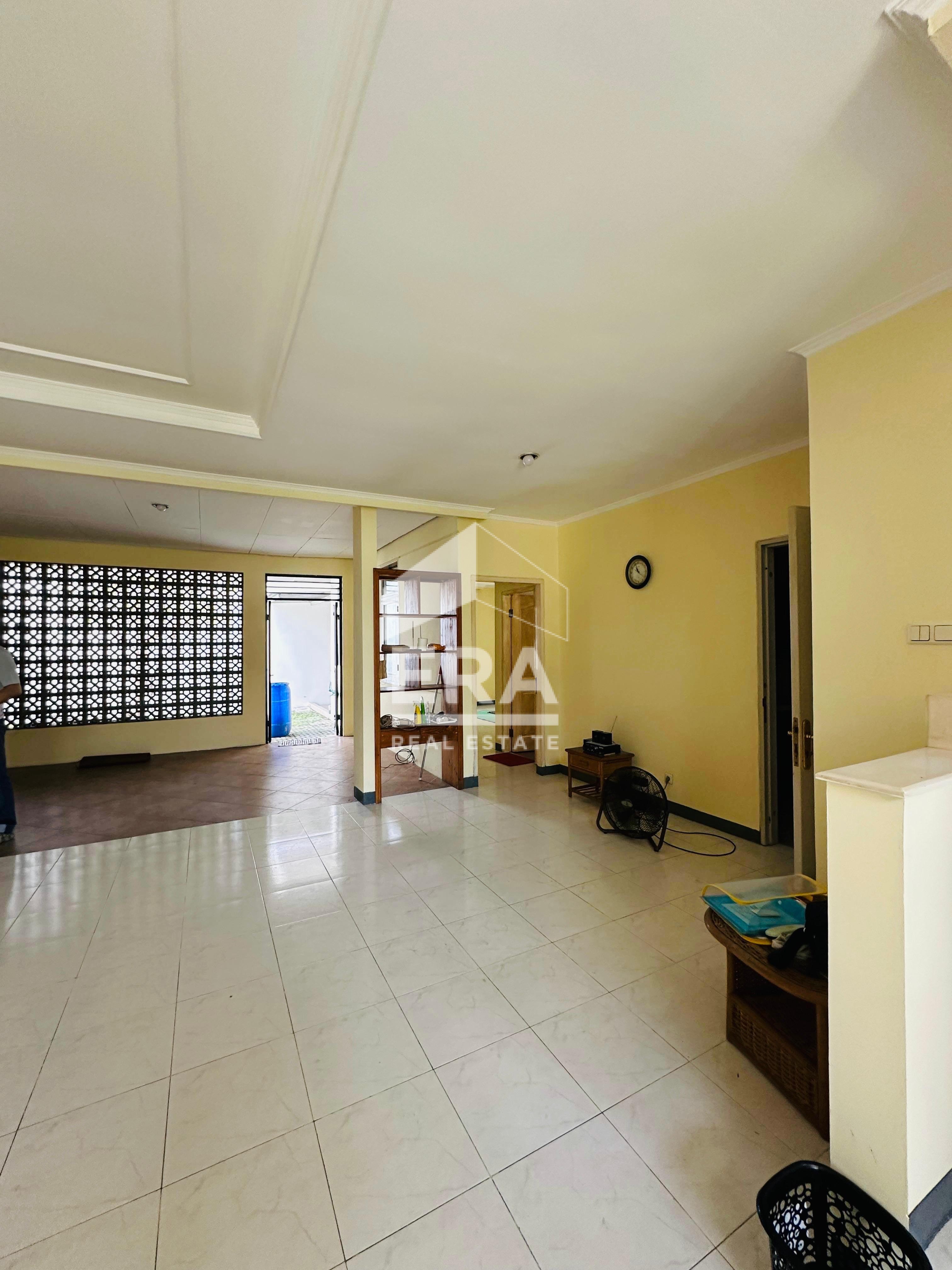 interior 3