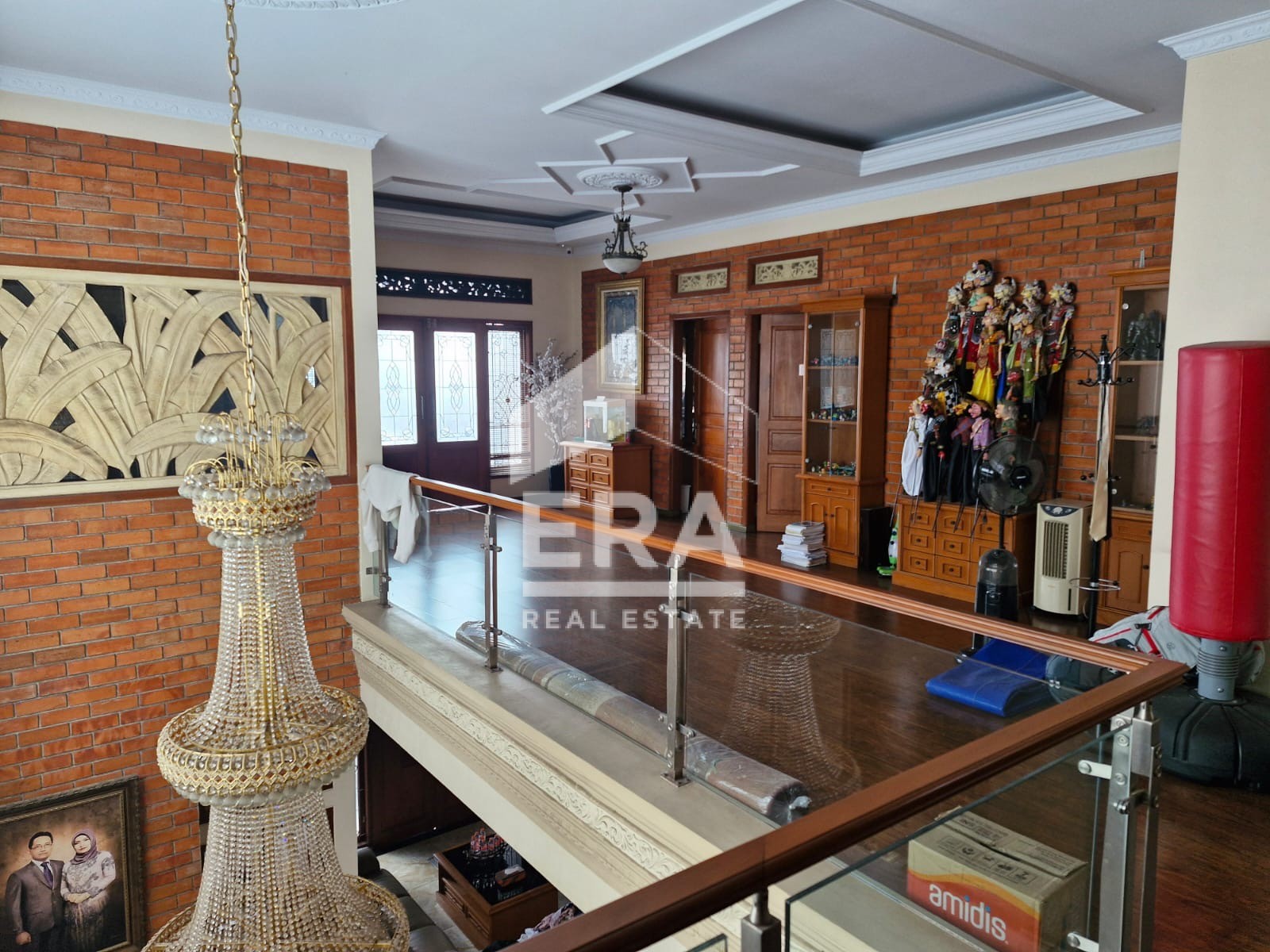 interior 3