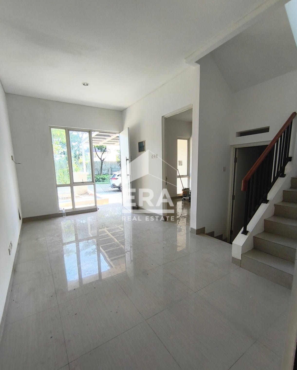 interior 2