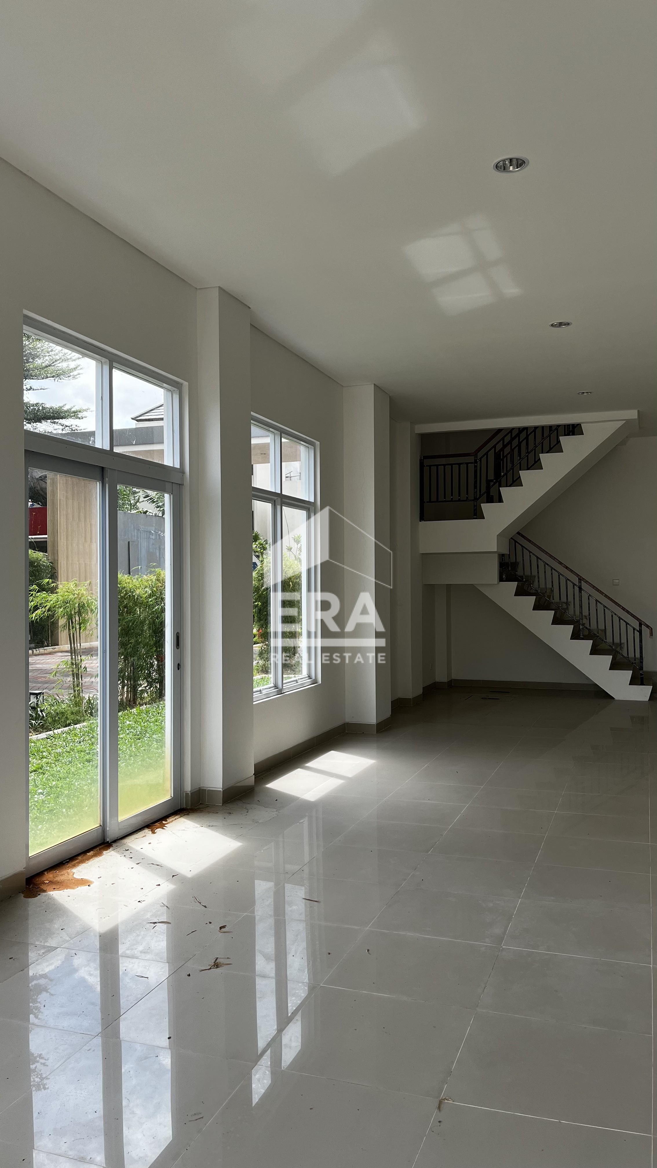 interior 12