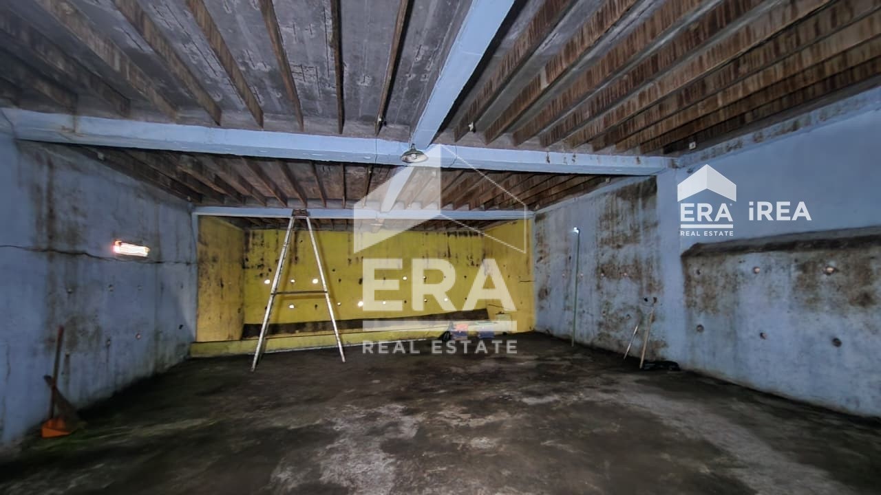 interior 4