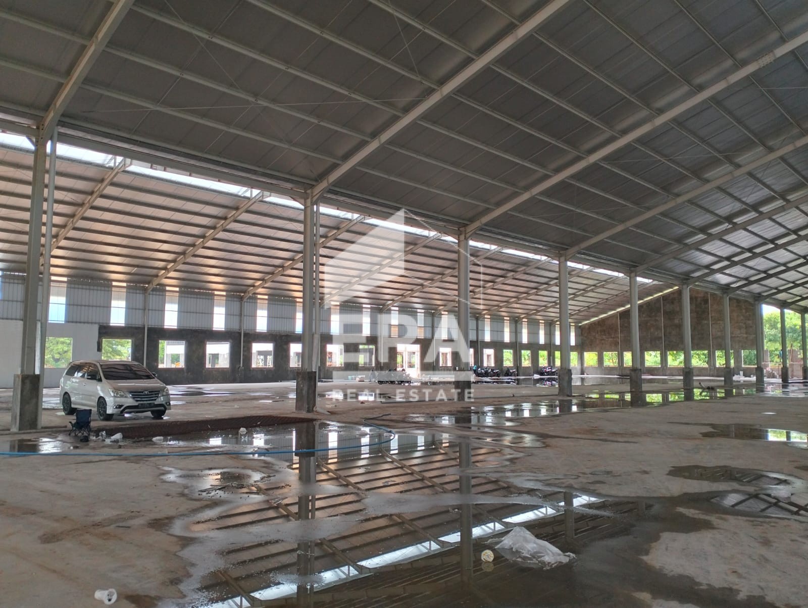 interior 2